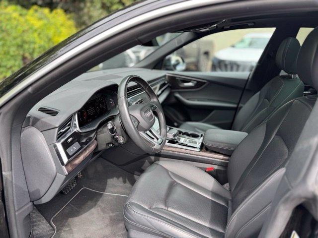 Used 2021 Audi Q8 Premium Plus w/ Premium Plus Package AWD/4WD image 13