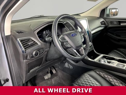 Used 2024 Ford Edge Titanium AWD/4WD image 14