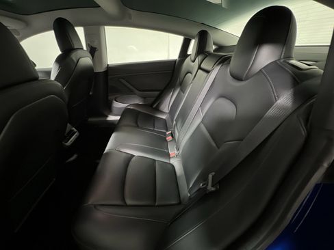 Used 2020 Tesla Model 3 Long Range image 25