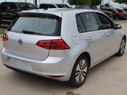 Used 2015 Volkswagen e-Golf SEL Premium FWD image 3