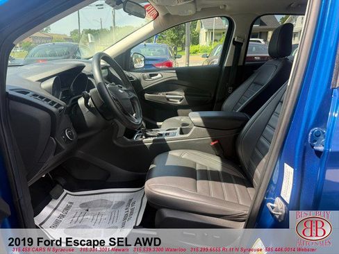 Used 2019 Ford Escape SEL AWD/4WD image 10
