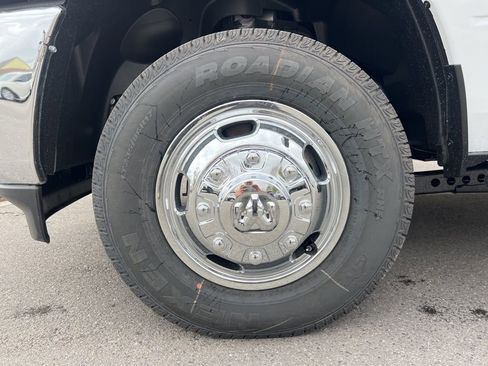 New 2026 RAM 3500 Tradesman image 29