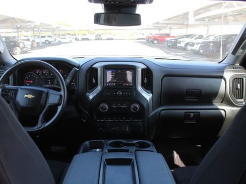 Used 2024 Chevrolet Silverado 2500 Custom w/ Custom Value Package AWD/4WD image 19