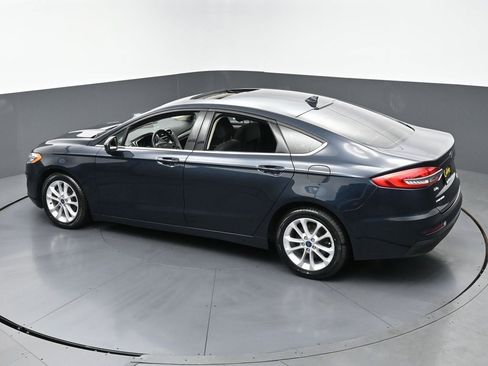 Used 2020 Ford Fusion SE image 49