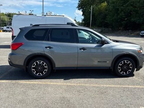 Used 2020 Nissan Pathfinder SV w/ Rock Creek Edition AWD/4WD image 8