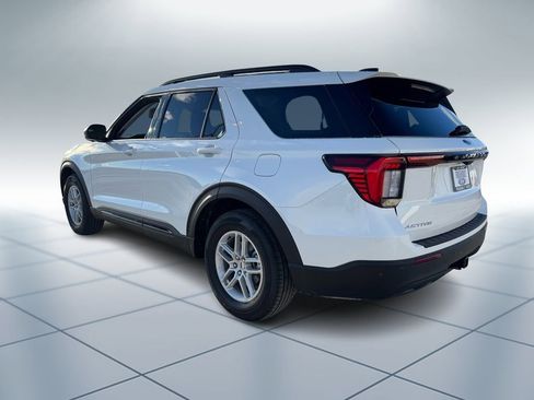 New 2026 Ford Explorer Active image 5