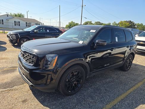 Used 2021 Kia Telluride EX w/ EX Premium Package AWD/4WD image 2