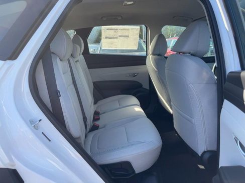 Used 2026 Hyundai Tucson SE AWD/4WD image 5