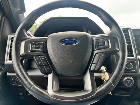 Used 2016 Ford F150 XLT w/ Equipment Group 302A Luxury AWD/4WD image 29