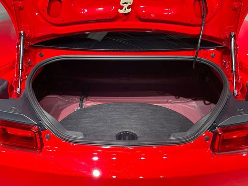 Used 2015 Chevrolet Camaro Z/28 RWD image 40