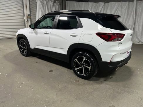 Used 2021 Chevrolet TrailBlazer RS w/ Convenience Package image 5