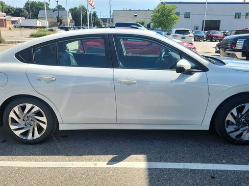 Used 2024 Subaru Legacy Limited AWD/4WD image 3