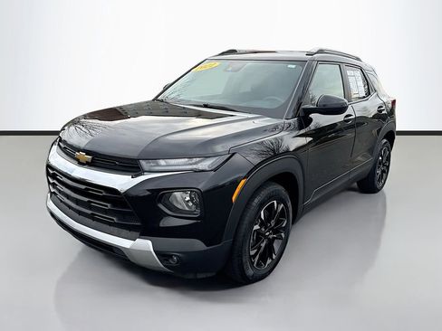 Used 2022 Chevrolet TrailBlazer LT image 3