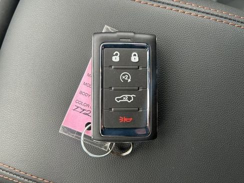 New 2026 Jeep Cherokee Limited AWD/4WD image 32
