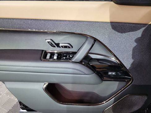 New 2026 Land Rover Range Rover Sport Dynamic SE image 14