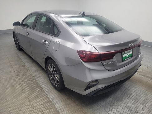 Used 2023 Kia Forte LXS FWD image 5