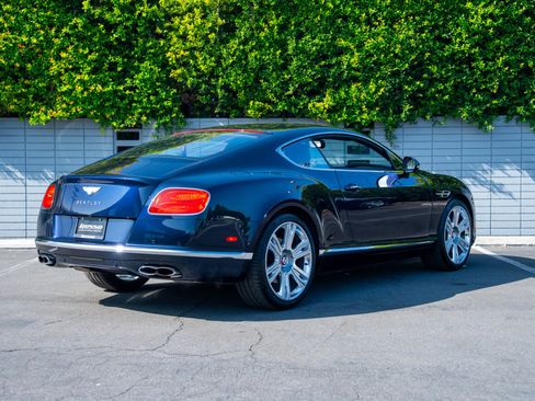 Used 2016 Bentley Continental GT image 29