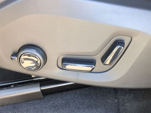 New 2026 Volvo XC90 B6 Ultra image 15