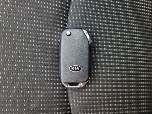 Used 2021 Kia Forte LXS FWD image 32