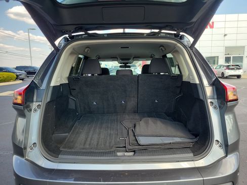 Certified 2024 Nissan Rogue SV image 8