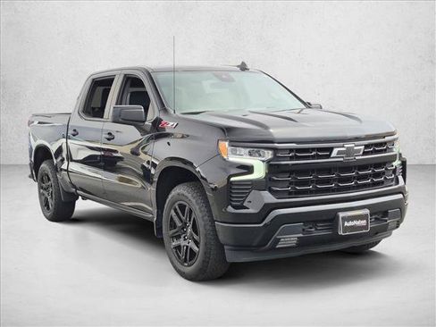 Used 2024 Chevrolet Silverado 1500 RST AWD/4WD image 4