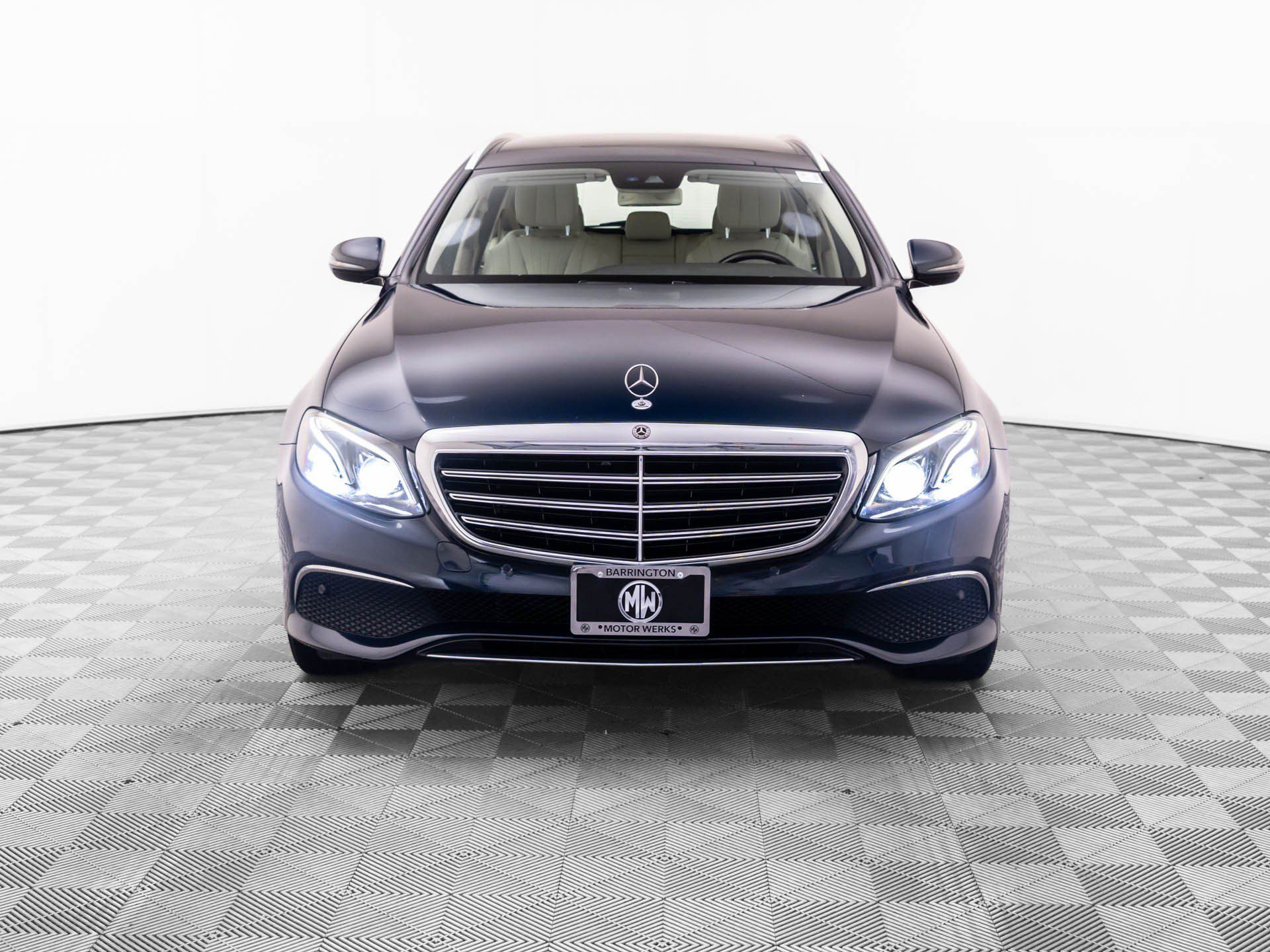 Used 2017 Mercedes-Benz E 400 4MATIC Wagon image 8