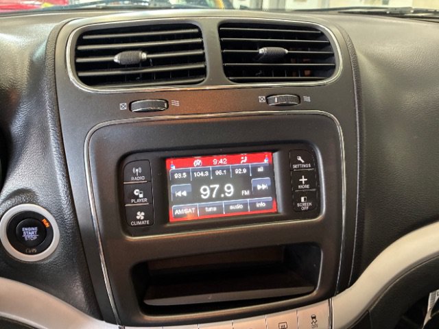 Used 2019 Dodge Journey SE w/ Connectivity Group FWD image 18