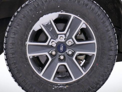 Used 2018 Ford F150 Lariat image 11