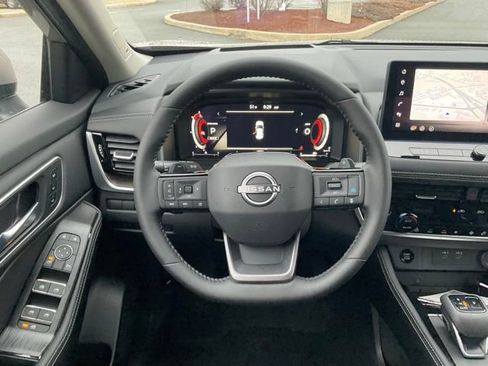 New 2026 Nissan Rogue Platinum w/ Platinum Premium Package image 17