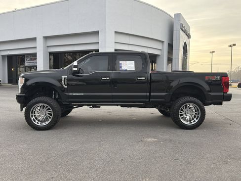 Used 2021 Ford F250 Platinum image 9