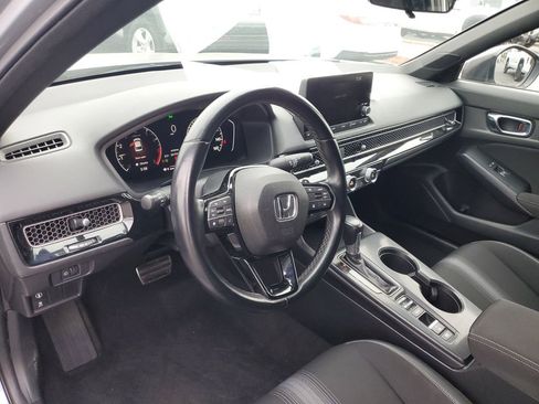Used 2022 Honda Civic Sport image 8