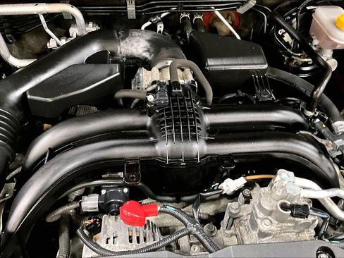 Used 2017 Subaru Legacy 2.5i Limited image 32