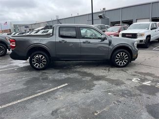Used 2022 Ford Maverick Lariat video 2