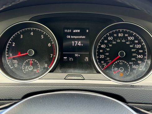 Used 2016 Volkswagen Golf SE FWD image 19