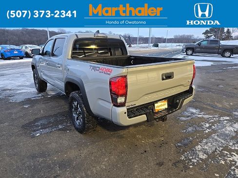 Used 2019 Toyota Tacoma SR image 3