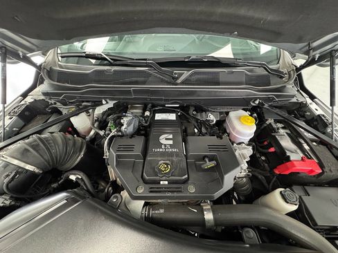 Used 2024 RAM 2500 Laramie image 48