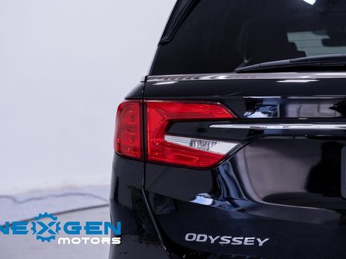 Used 2022 Honda Odyssey Elite image 57