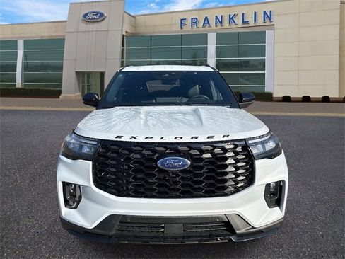 New 2026 Ford Explorer ST-Line w/ ST-Line Street Pack image 2