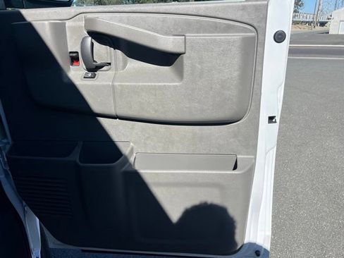 Used 2025 Chevrolet Express 2500 w/ Driver Convenience Package RWD image 23