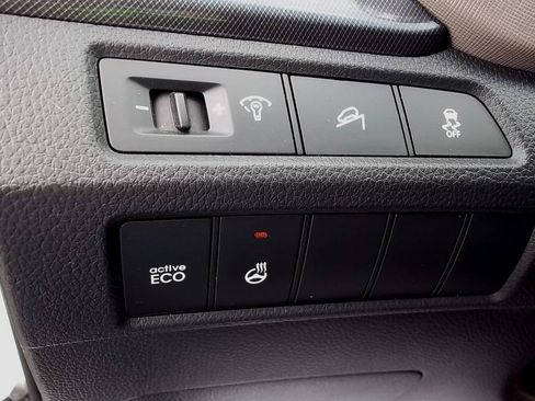 Used 2013 Hyundai Santa Fe Sport w/ Technology Pkg FWD image 25