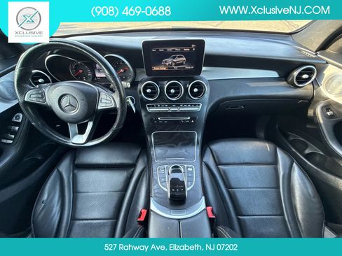 Used 2019 Mercedes-Benz GLC 300 4MATIC image 21