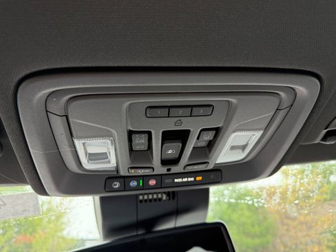 New 2026 GMC Sierra 2500 SLT w/ Max Trailering Package image 33