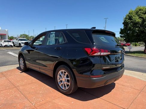 Used 2024 Chevrolet Equinox LS AWD/4WD image 4
