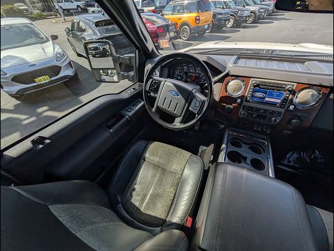 Used 2011 Ford F350 Lariat w/ Lariat Ultimate Pkg AWD/4WD image 13