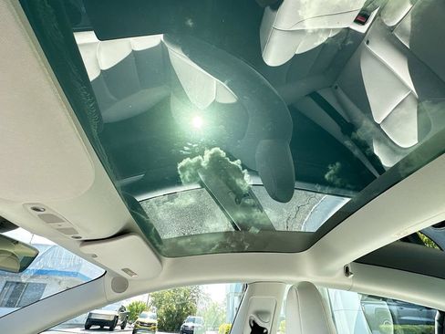 Used 2023 Tesla Model 3 Standard Range RWD image 21