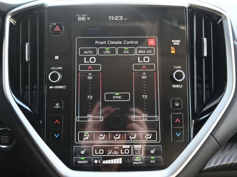 Used 2024 Subaru Ascent Premium w/ Convenience Package image 27