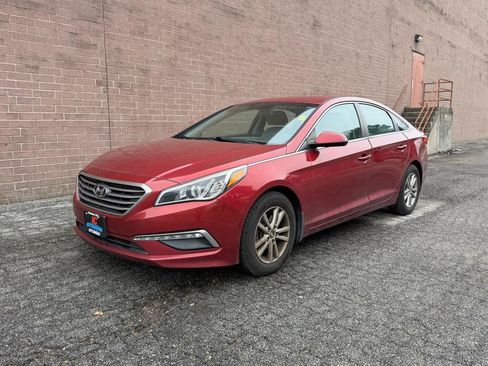 Used 2015 Hyundai Sonata SE w/ Option Group 09 image 1