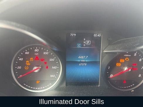 Used 2020 Mercedes-Benz GLC 300 GLC 300 image 8