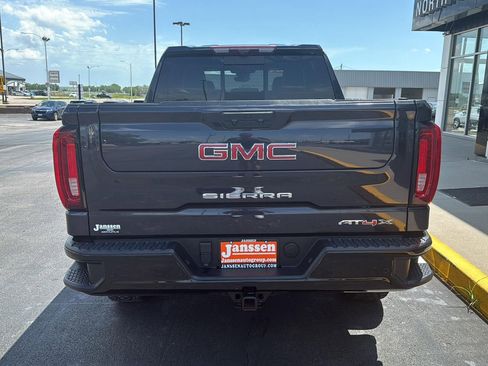 Used 2024 GMC Sierra 1500 AT4X image 3