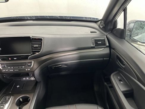 Certified 2025 Honda Ridgeline TrailSport image 17